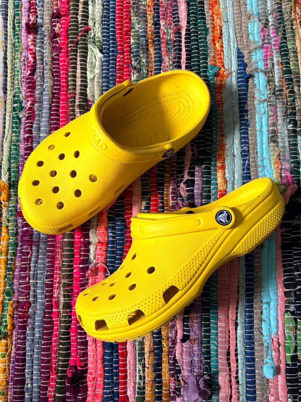 Crocs Classic Clog w/ Heel Strap – Lemon Yellow – Women’s Size 9
